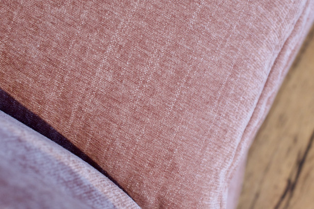 Würfelförmiger Sessel Ligura in rosa Chenillebezug, Hussensessel