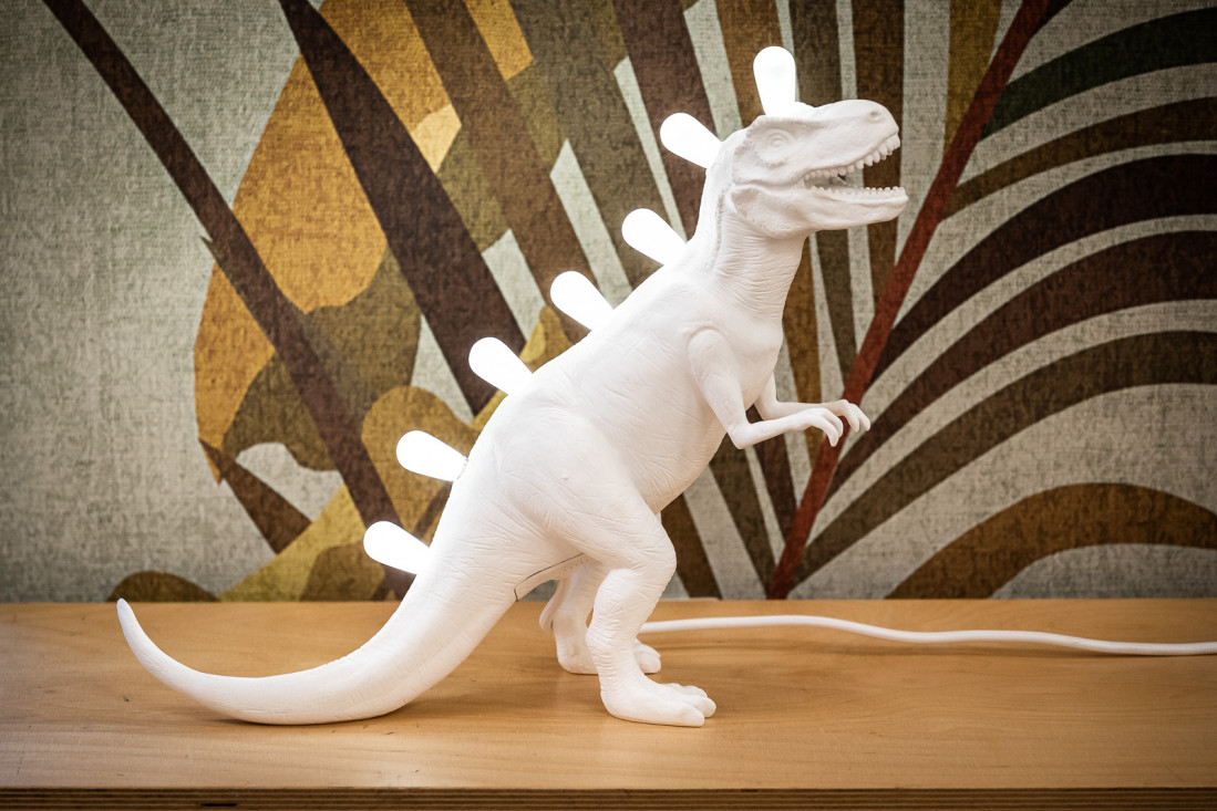 Tischleuchte T-Rex Scharfzahn