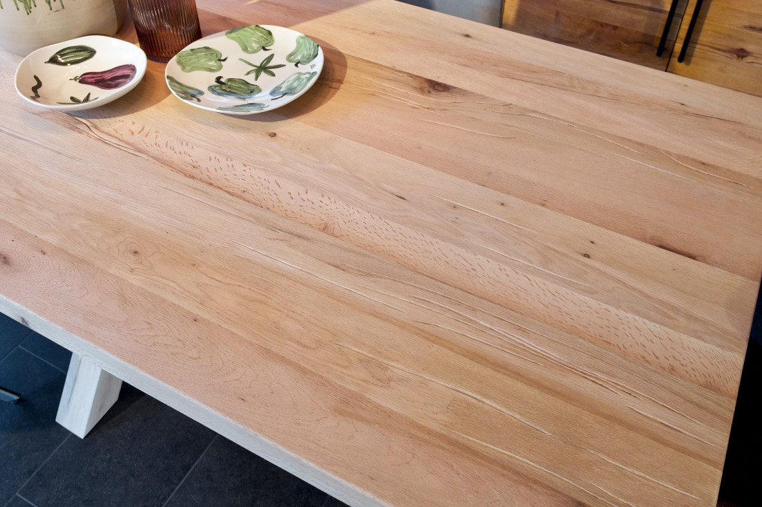 Esstisch Docks 240 cm mit Spidergestell