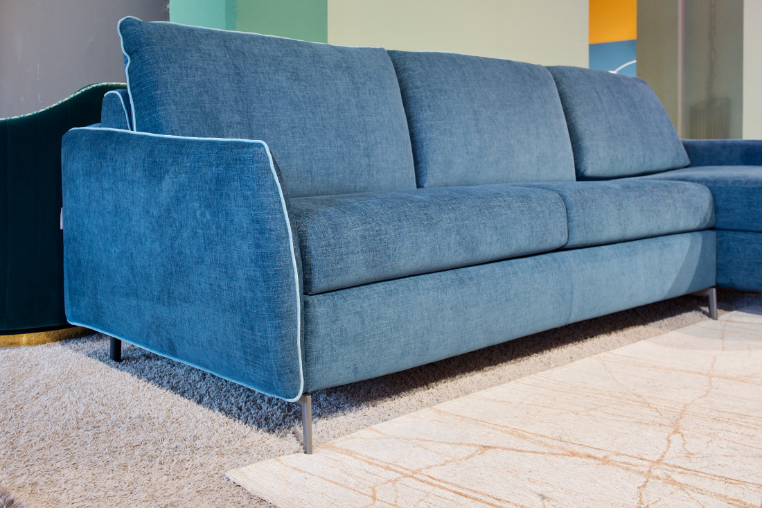 Schlafsofa Allegra mit Bettkasten & Matratze