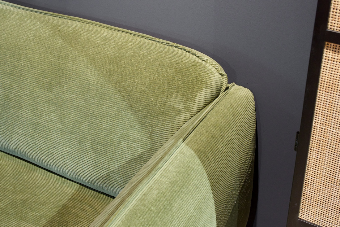 Sofa Comte in Cordbezug