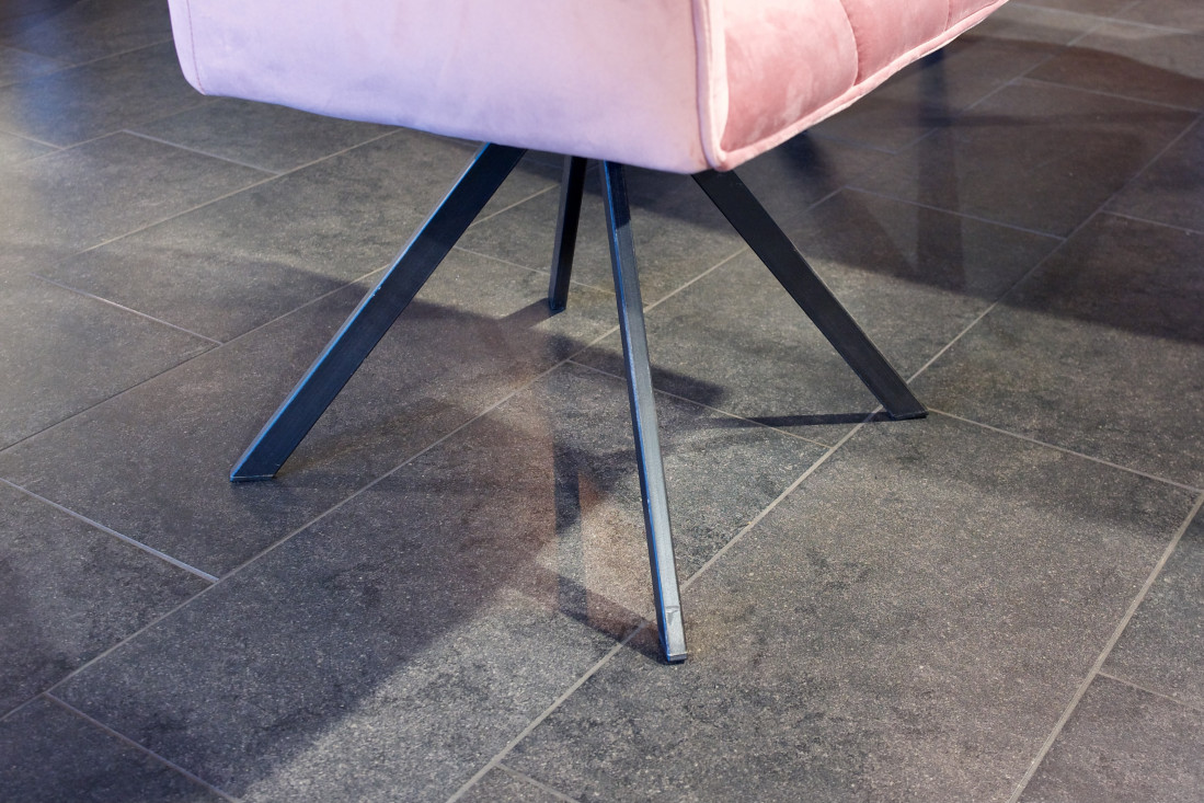 Drehstuhl Burst in rosa Samtbezug